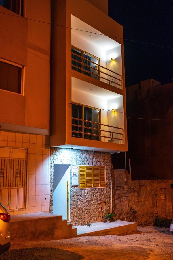 Apartamento Fatima Amwilla Guesthouse Mindelo Exterior photo